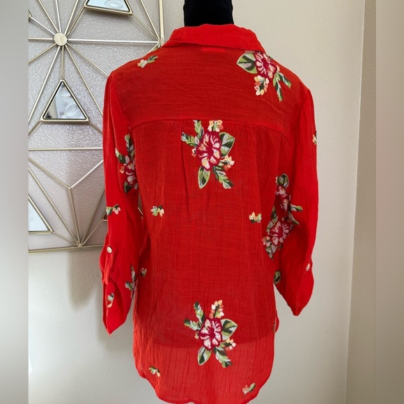 Fig & Flower Red Embroidered Boho Tunic Blouse Crinkle Gauze Button Down Size M - Picture 3 of 6